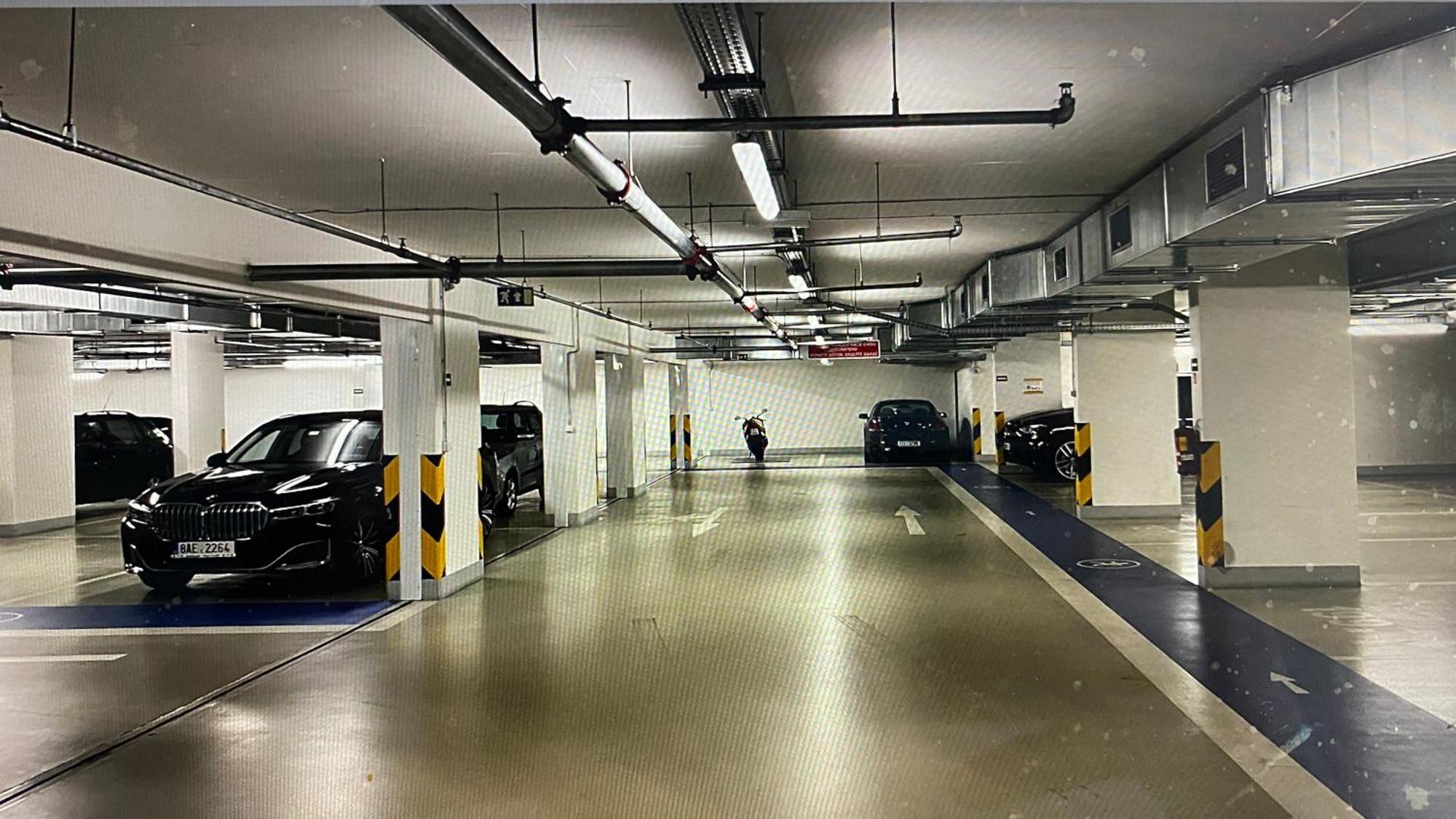 Residence Garden Tower - Parking Praga Exterior foto